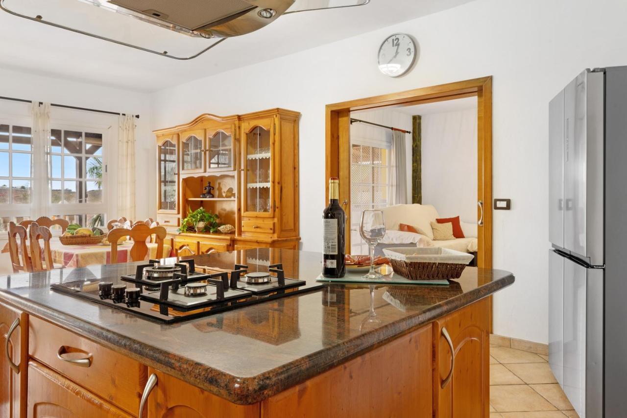 Villa Christisay Salobre  Luaran gambar